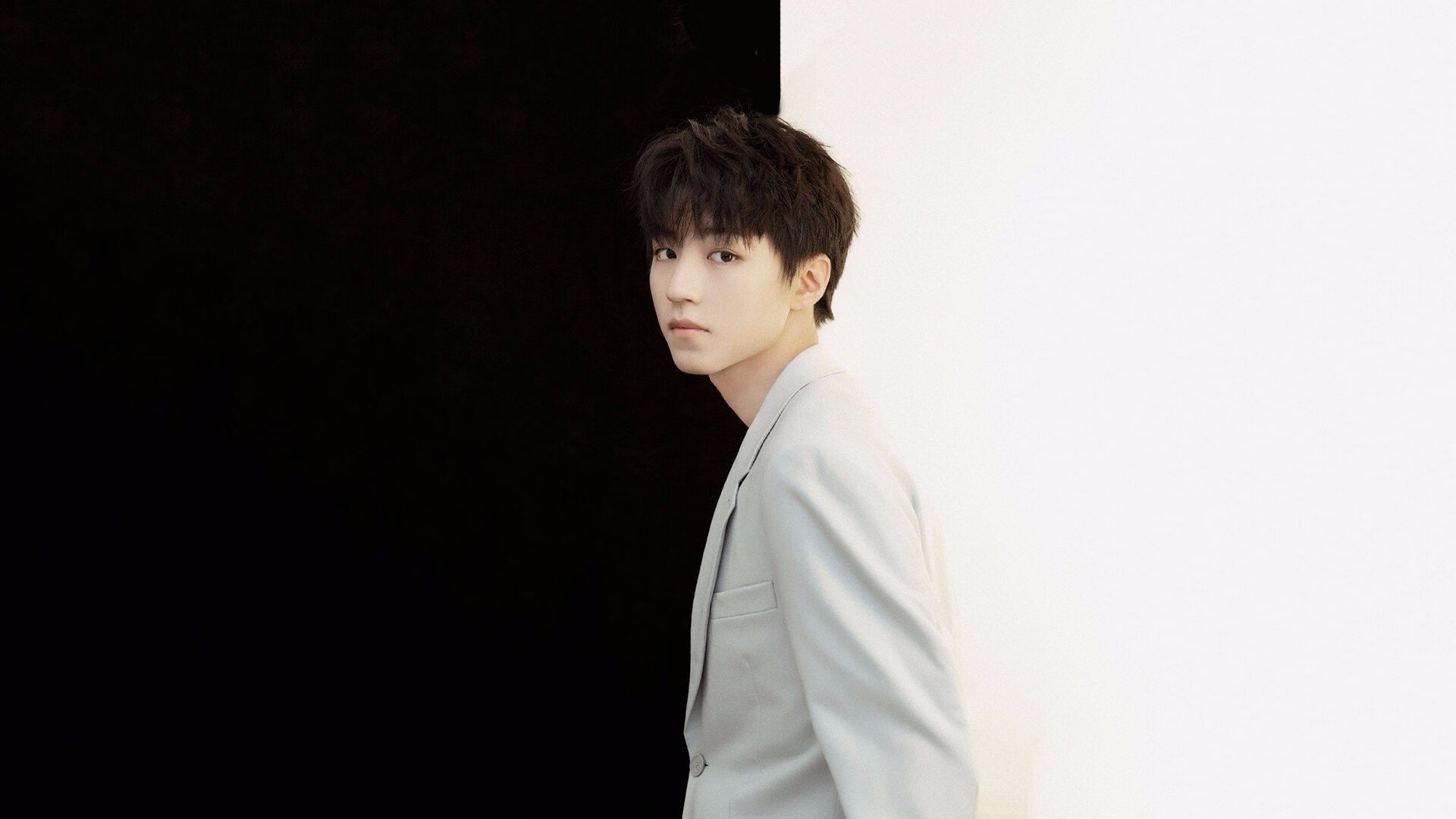 开云官网APP下载-赛场公益主题日：传递正能量，正能量公益活动名字大全